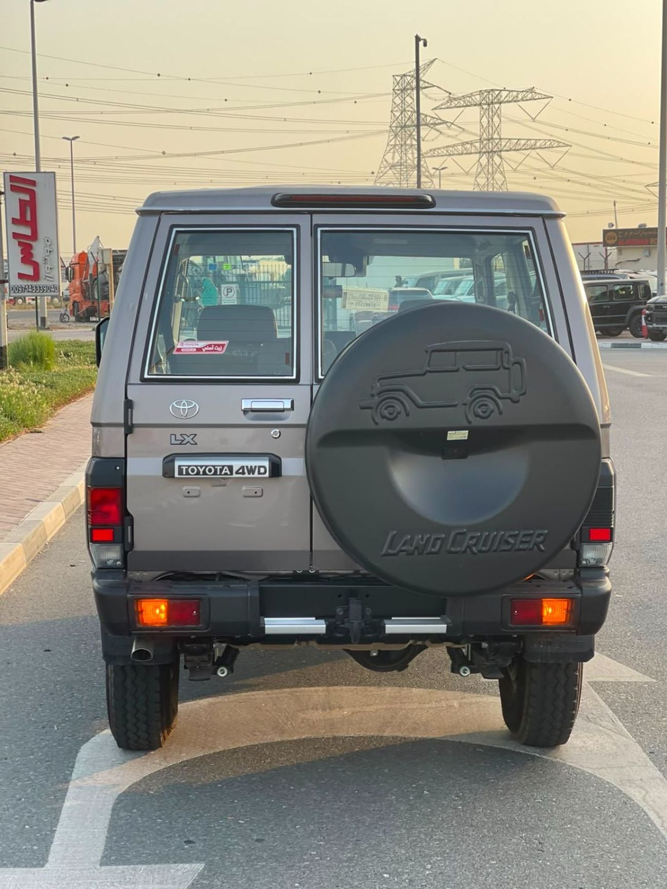 تويوتا لاند كروزر 70 LC 71 HARDTOP 4.0L MT