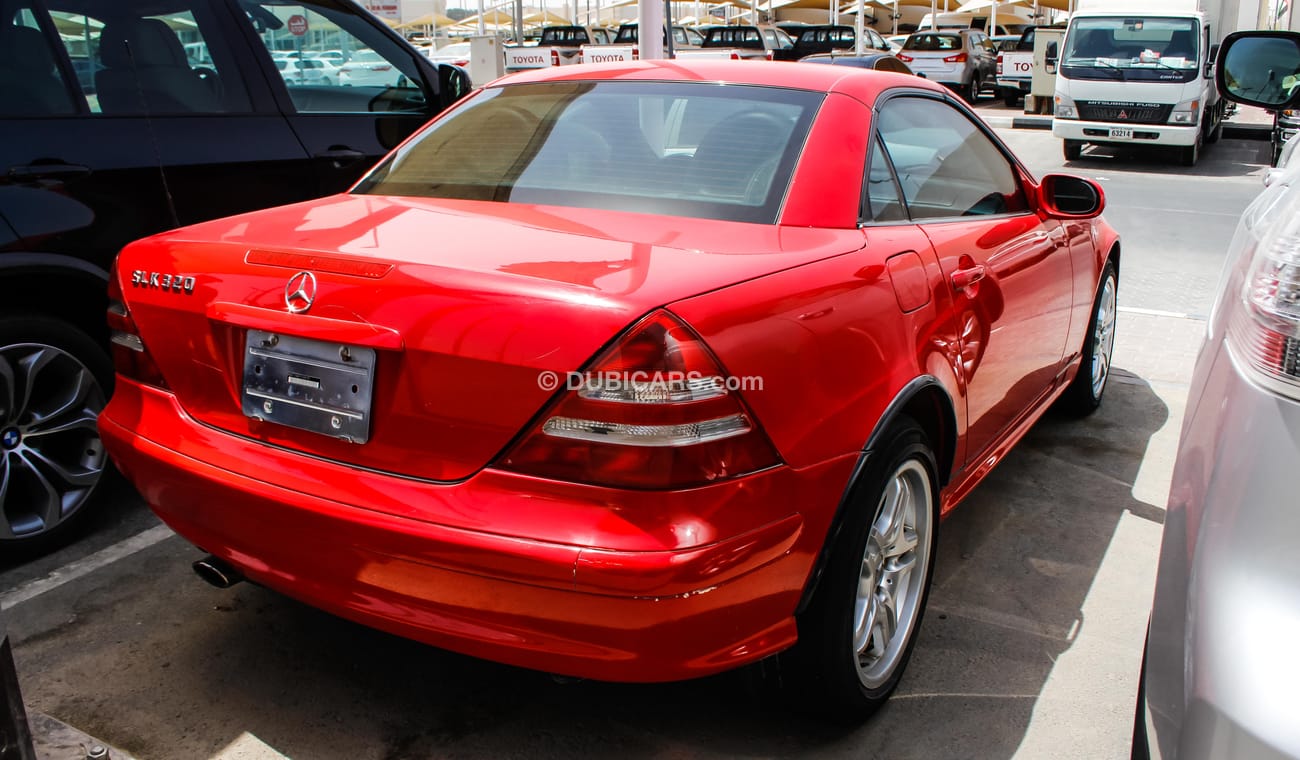 Mercedes-Benz SLK 320