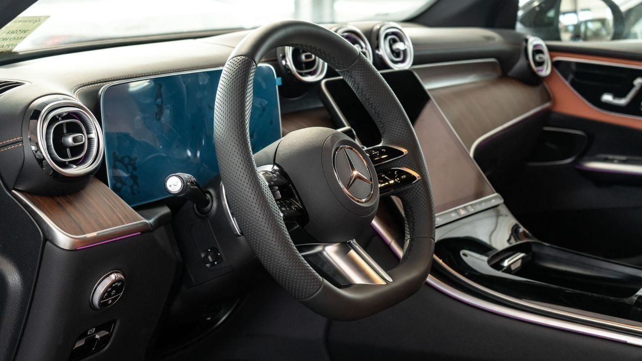 مرسيدس بنز GLC 300 2025 | MERCEDES GLC 300 L 4MATIC DAYNAMIC 7 SEATS