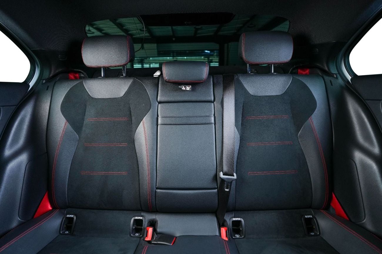 مرسيدس بنز A 35 AMG 4MATIC PREMIUM 4MATIC