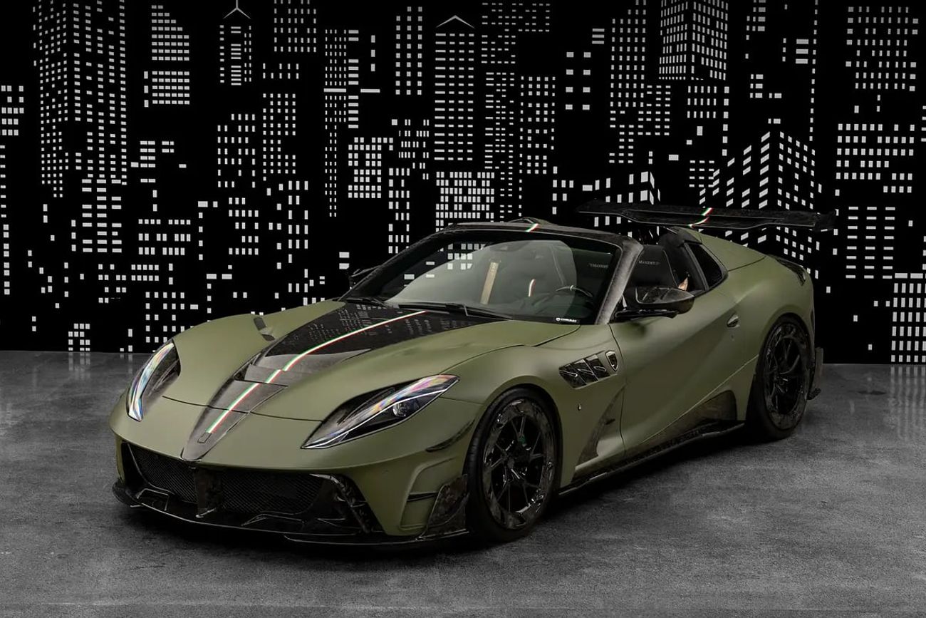 فيراري 812 GTS