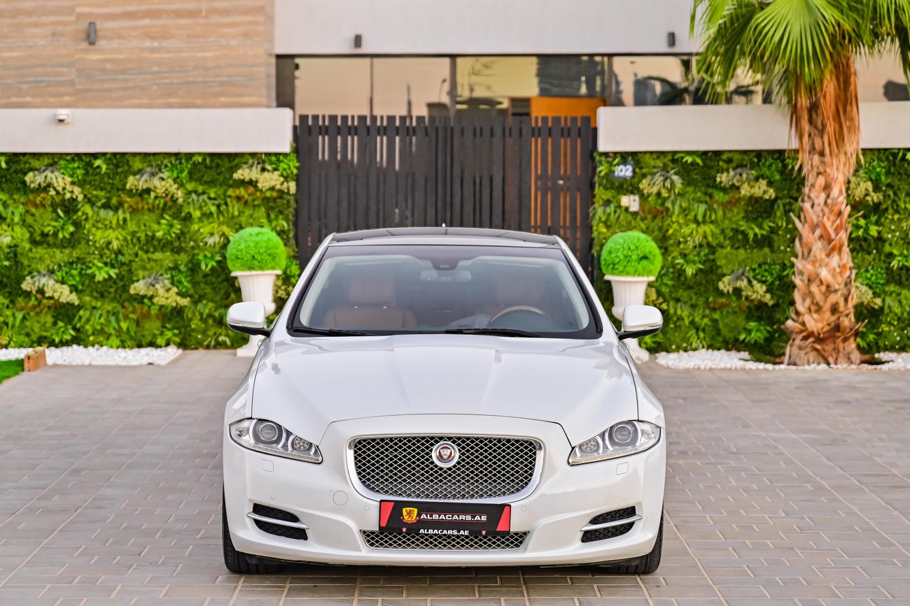 Jaguar XJ Portfolio | 1,565 P.M | 0% Downpayment | Fantastic Condition!