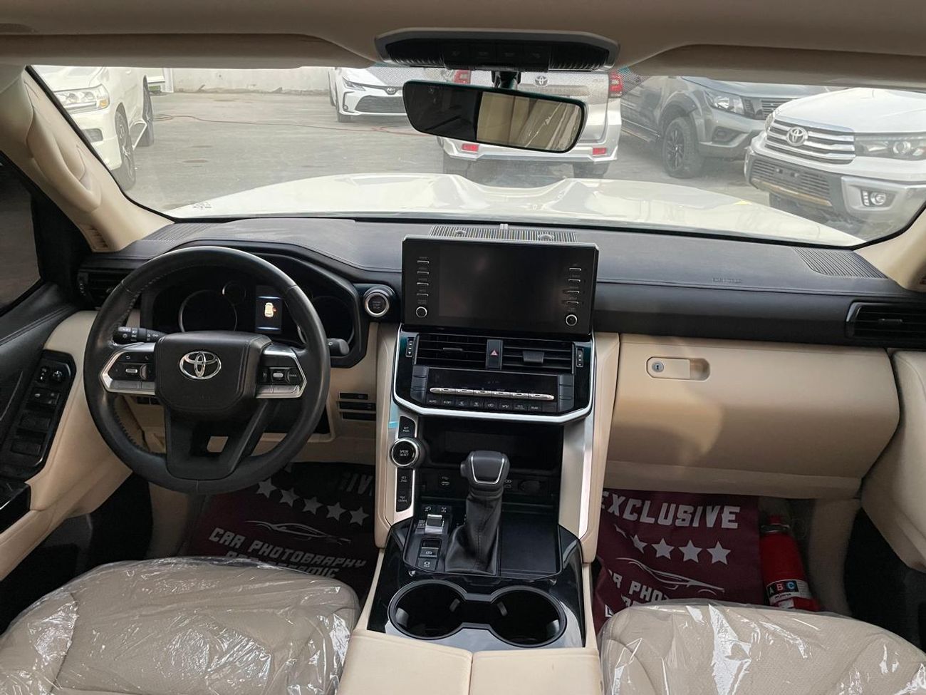 Toyota Land Cruiser Toyota landcruise 2022MODEL GXR 4.0L Engine Colour white Transmission Automatic Interior.Begie Fuel.