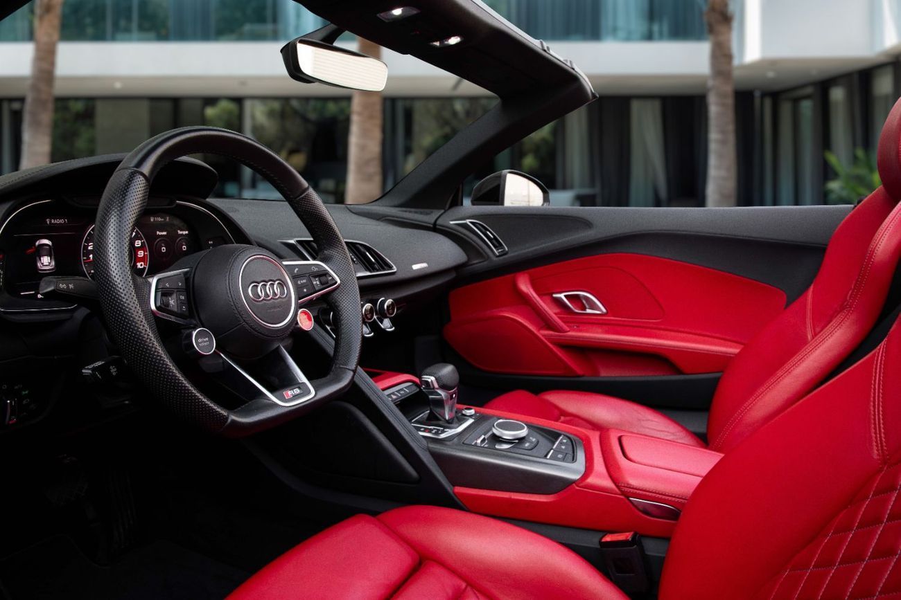 أودي R8 Spyder | 9,008 P.M | 0% Downpayment | Impeccable Condition!