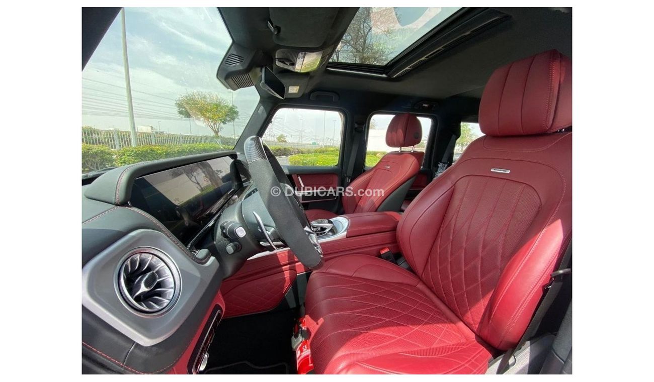 Mercedes-Benz G 63 AMG Premium + **2022**GCC SPEC UNDER WARRANTY AND SERVICE CONTRACT