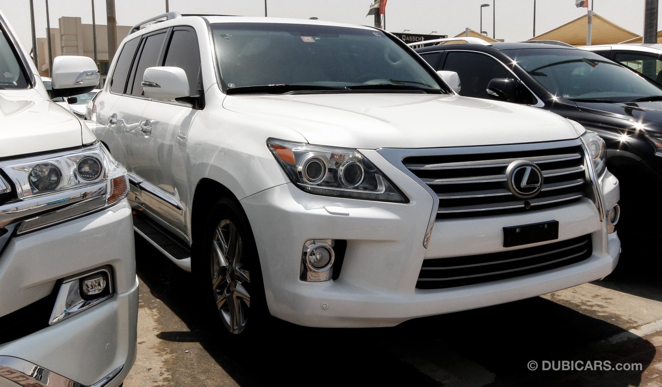 Lexus LX570