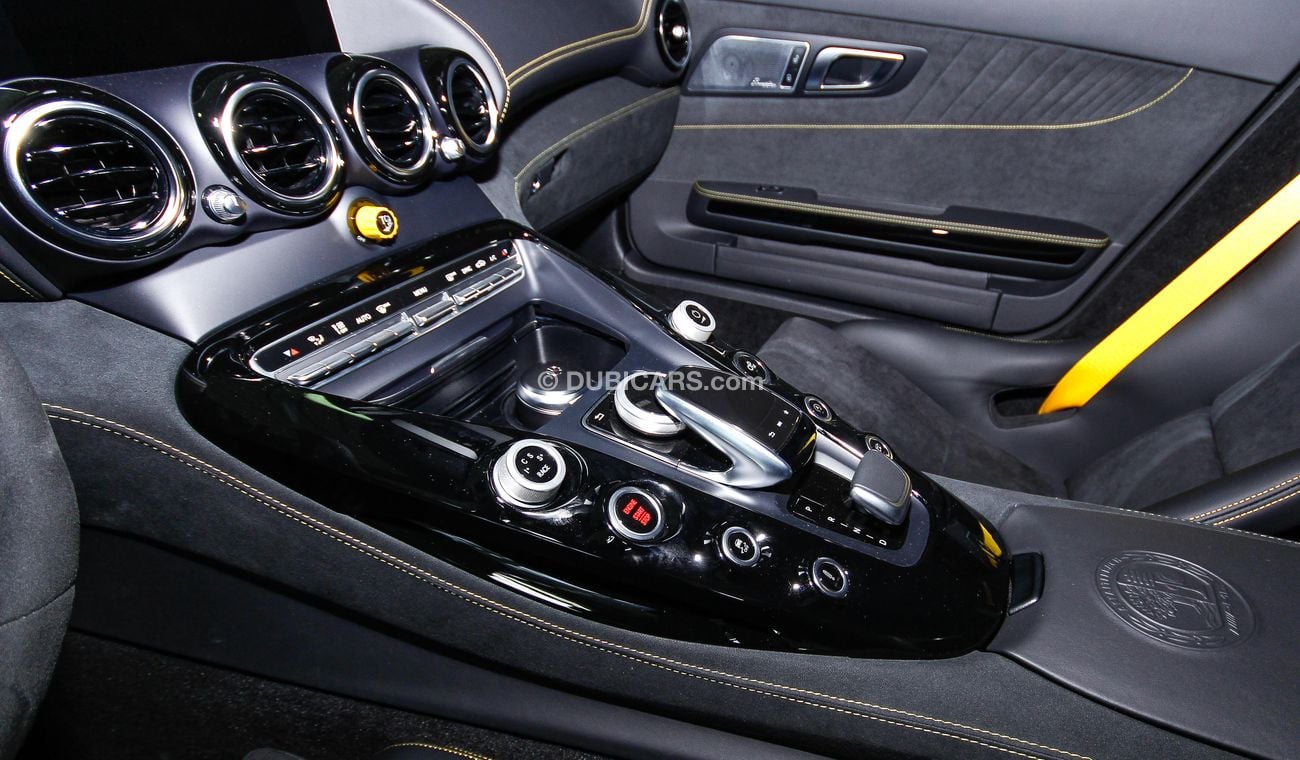 Mercedes Benz AMG GT R