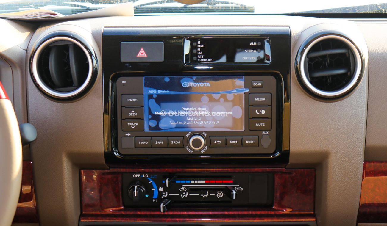 Toyota Land Cruiser 70