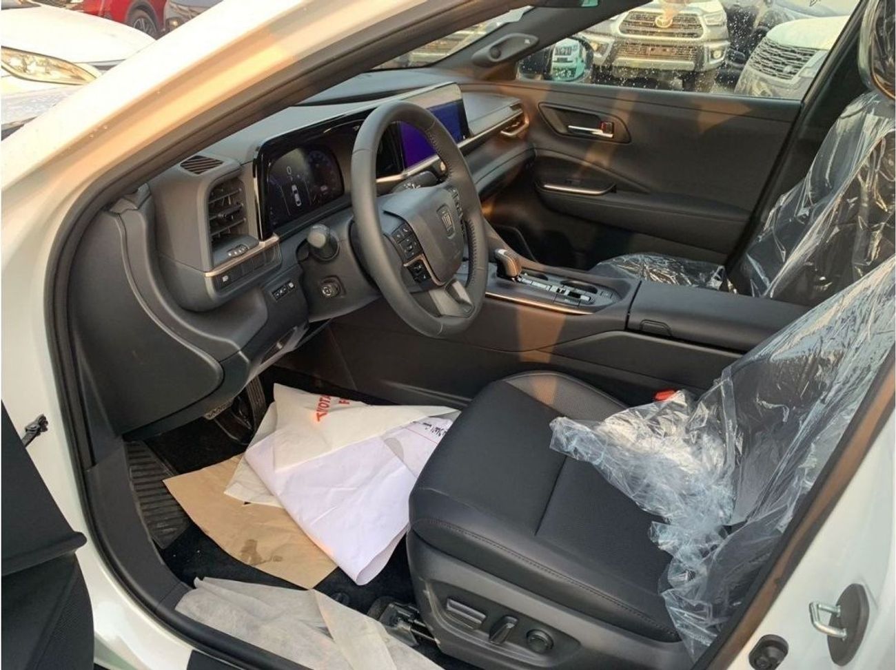 Toyota Crown TOYOTA CROWN 2.5L HYBRID FULL OPTION 2026 GCC FULL OPTION GCC SPECS