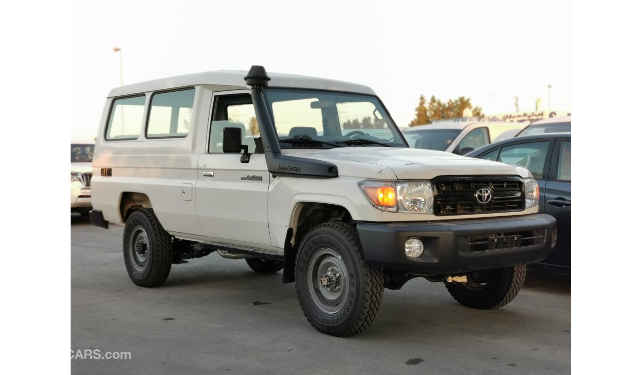 Toyota Land Cruiser Hard Top 4.2L DIESEL, XENON HEADLIGHTS, SPECIAL PRICE FOR EXPORT (CODE # HTLX78)