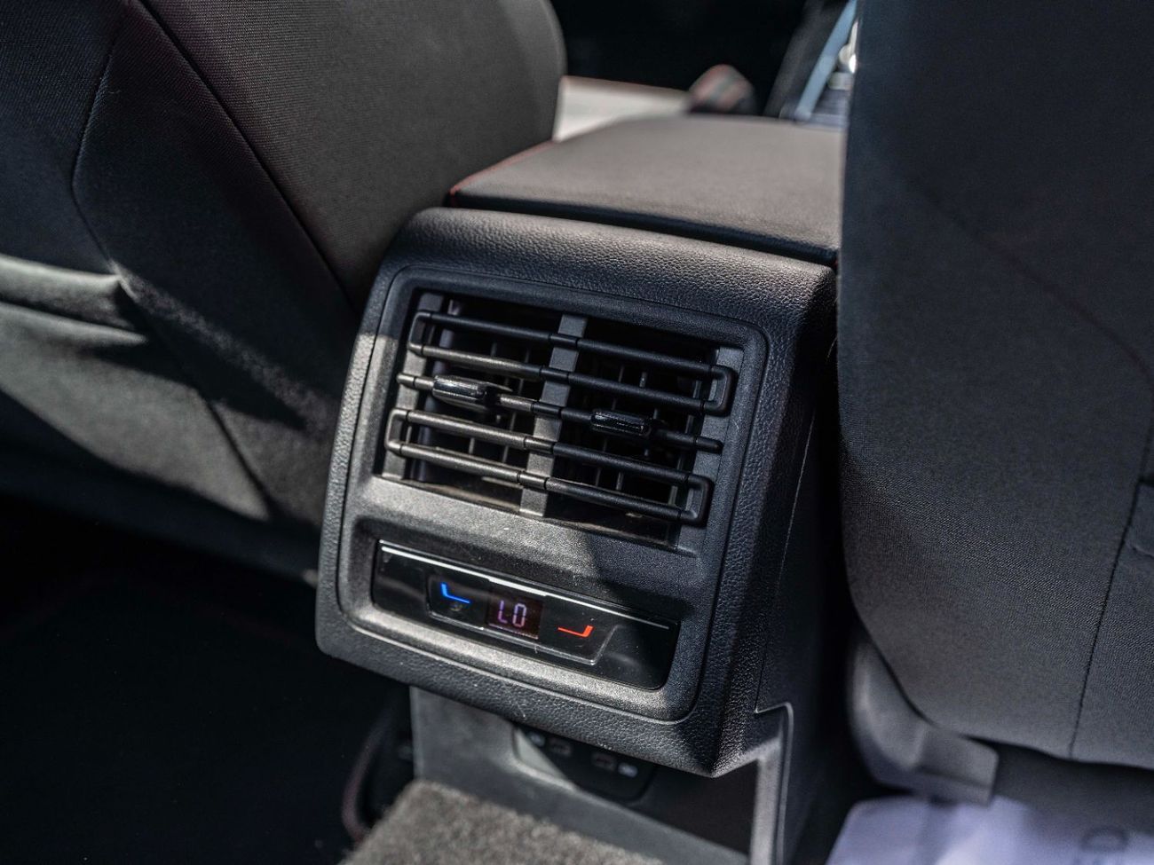 فولكس واجن جولف GTI GTI P2 MID