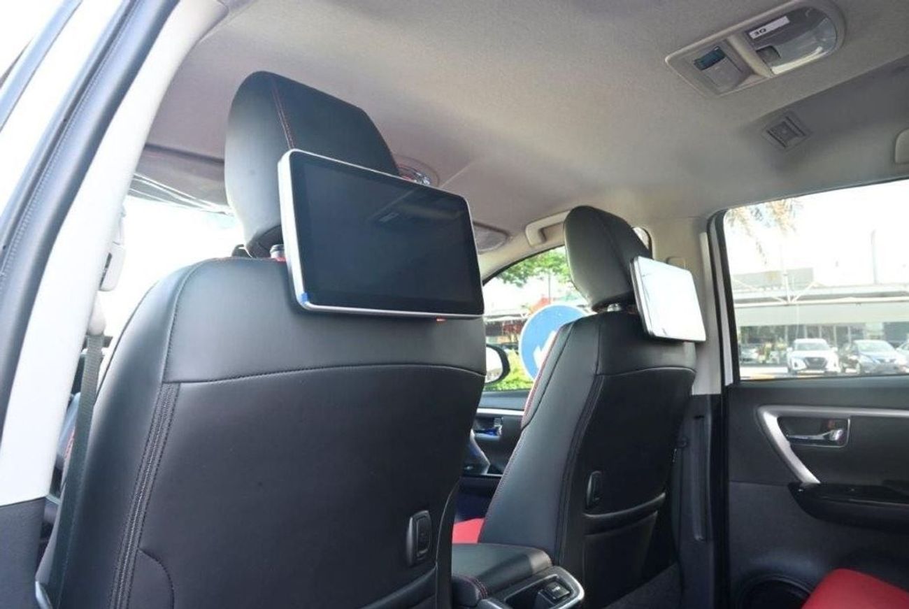 Toyota Fortuner 2024 MODEL TOYOTA FORTUNER LEGENDER VXR V6 4.0L PETROL 7 SEAT AUTOMATIC