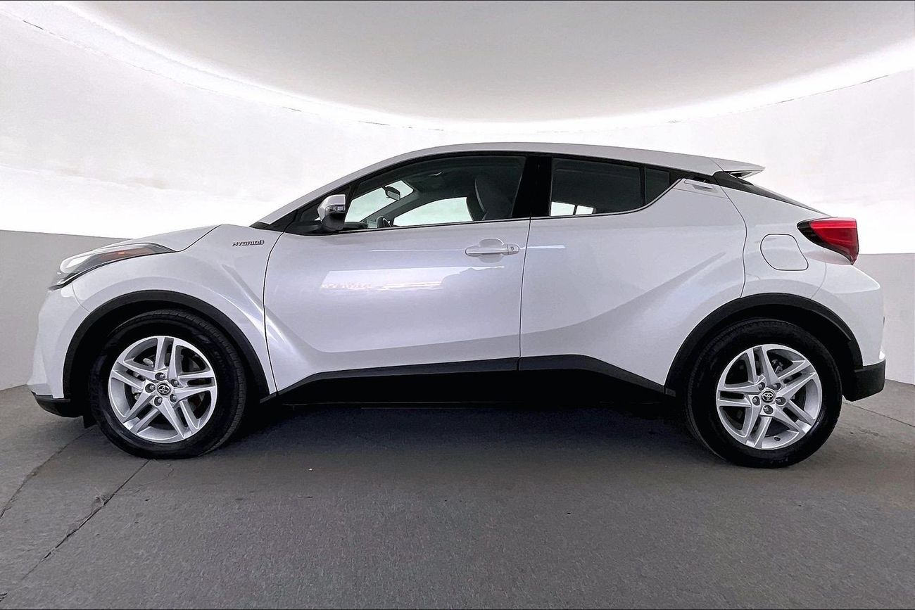 تويوتا CHR GX | National Day Celebration | شامل الضمان | 0 ﺪﻔﻋﺓ ﺃﻮﻟﻯ