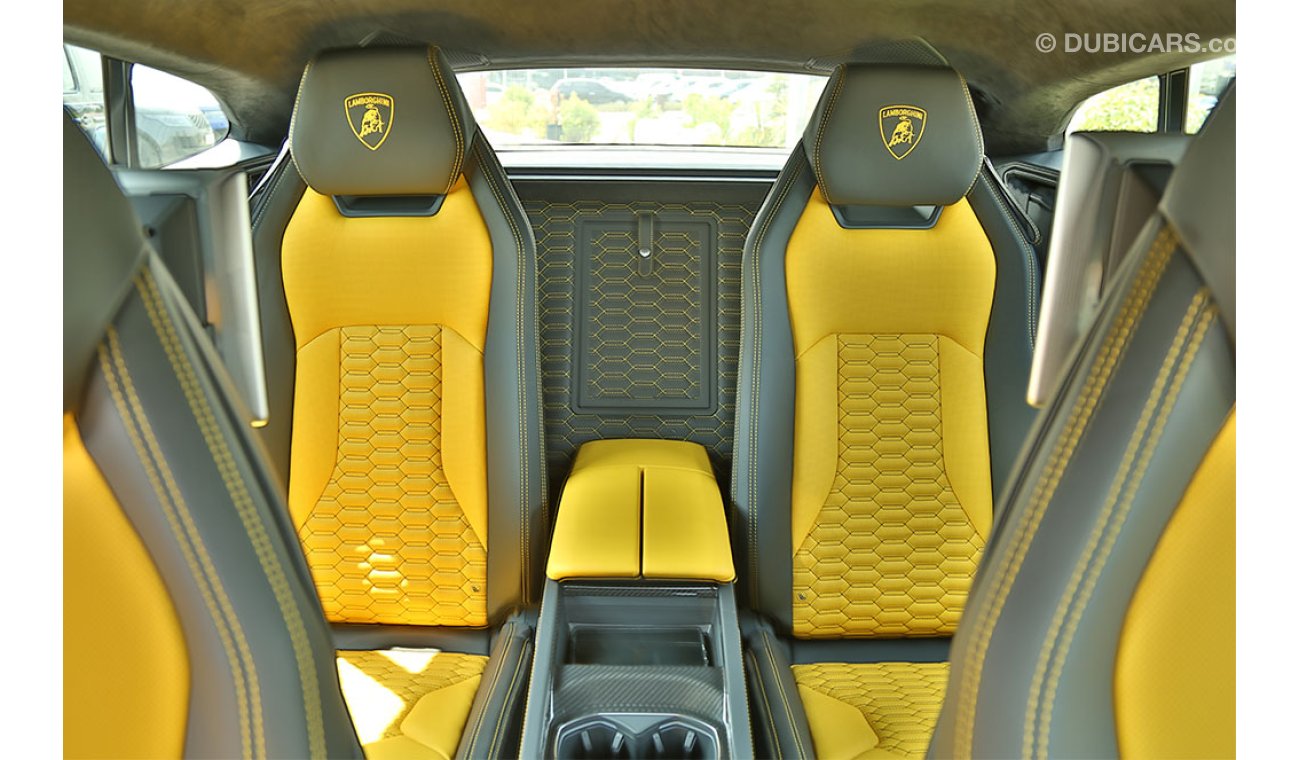 Lamborghini Urus Full Carbon Fiber 2019