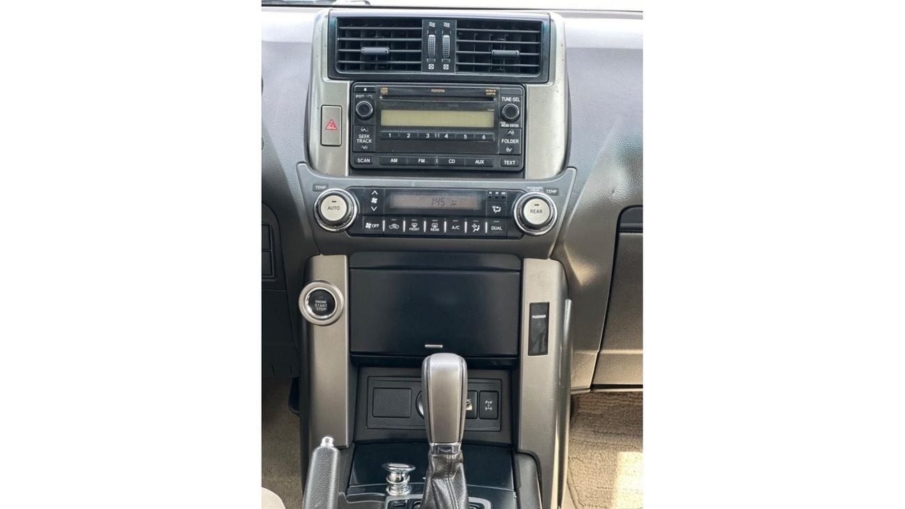 Toyota Prado TX-L MODEL 2013 GCC CAR PERFECT CONDITION INSIDE AND OUTSIDE