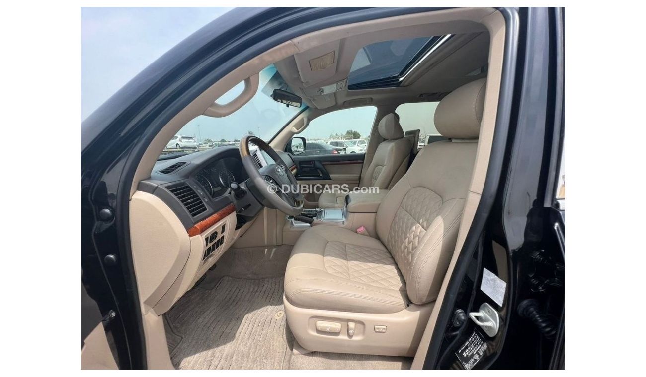 Toyota Land Cruiser “Offer”2012 Toyota Land Cruiser GXR+ 4.6L V8 - 2022 Modification GCC Specs / EXPORT ONLY