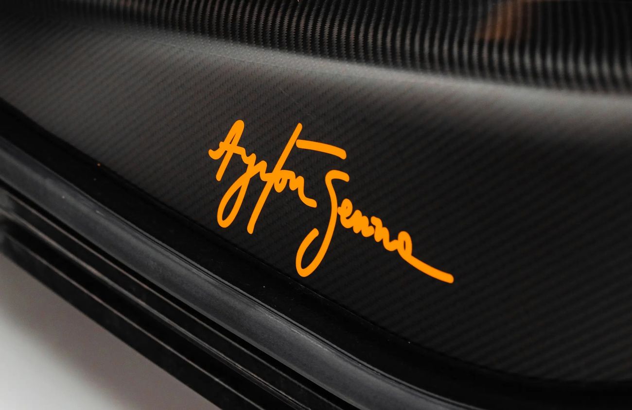 مكلارين سينا 4.0L V8 Twin-Turbocharged Engine