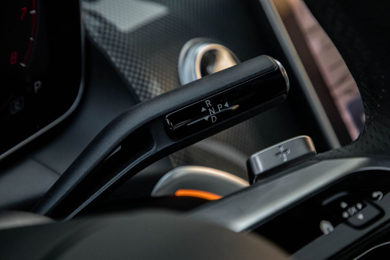 Mercedes-Benz GLC 200 200 AMG | 4,798 P.M  | 0% Downpayment | Agency Warranty!