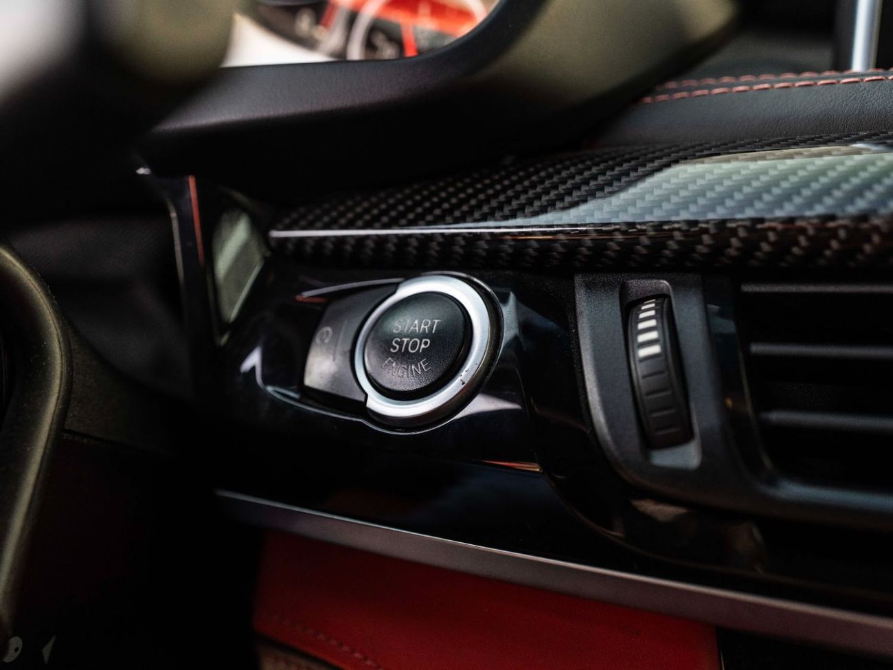 بي أم دبليو X6 M Std 4.4L