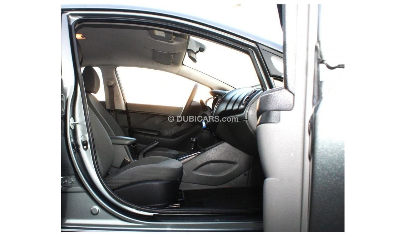 كيا سيراتو كيا سيراتو2017 خليجي بحالة ممتازة بدون حوادث