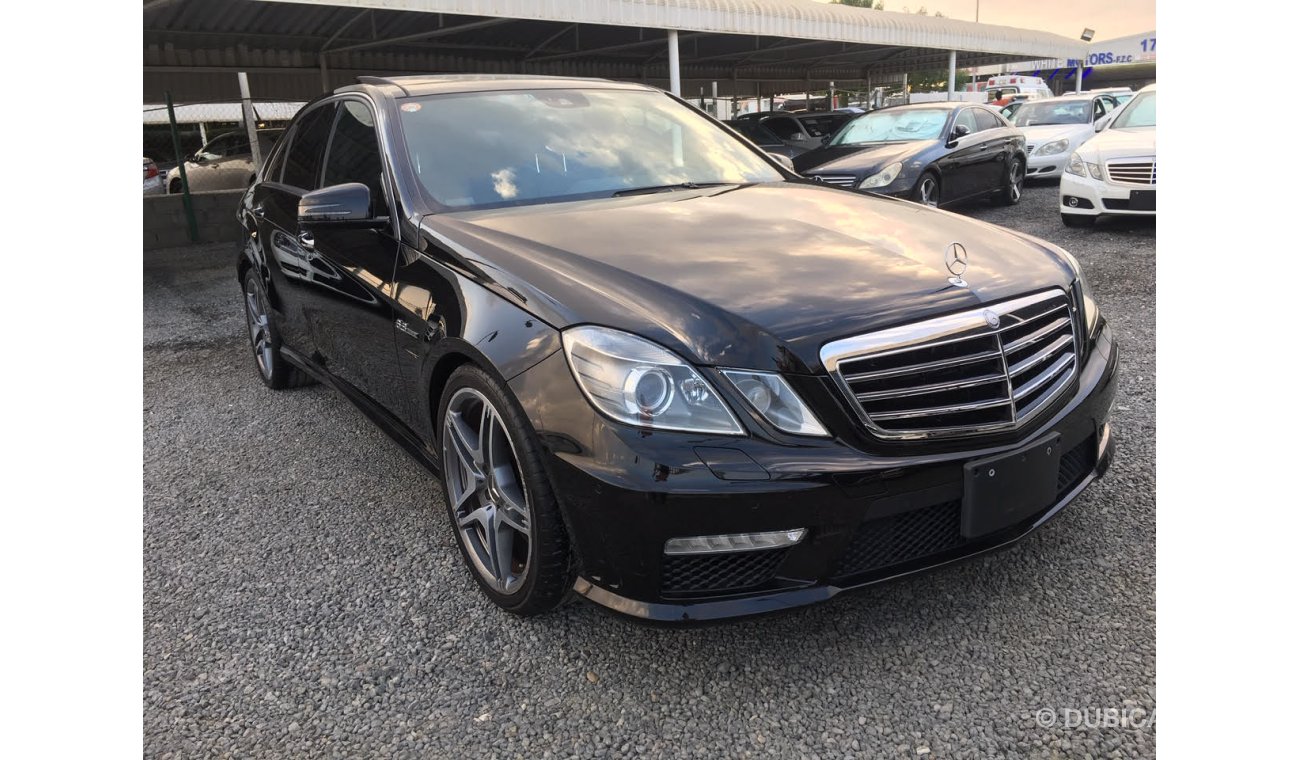 مرسيدس بنز E 63 AMG وارد اليابان بطاقة جمركية