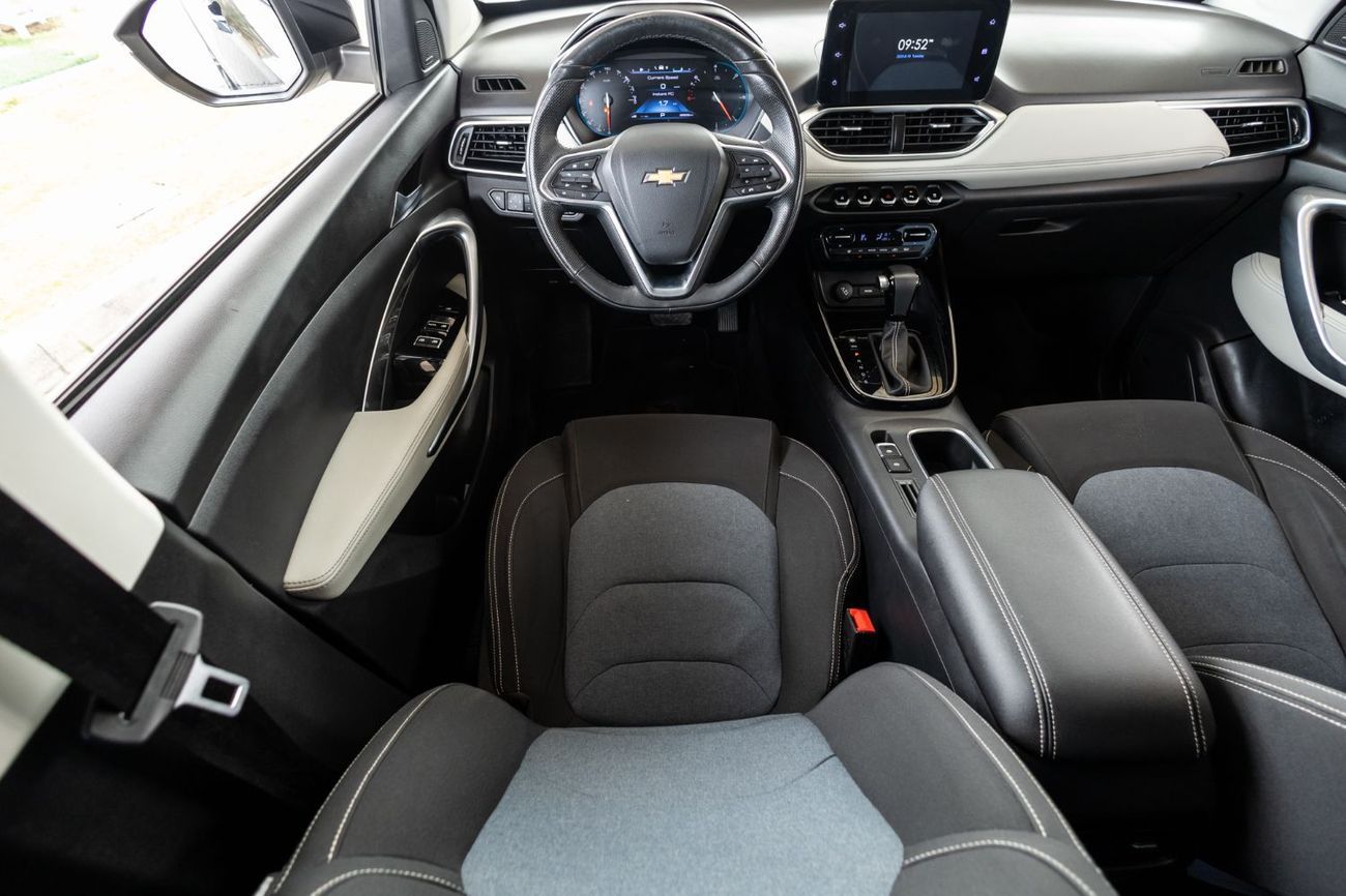 Chevrolet Captiva Premier 1.5L (150 HP) (7 Seater)