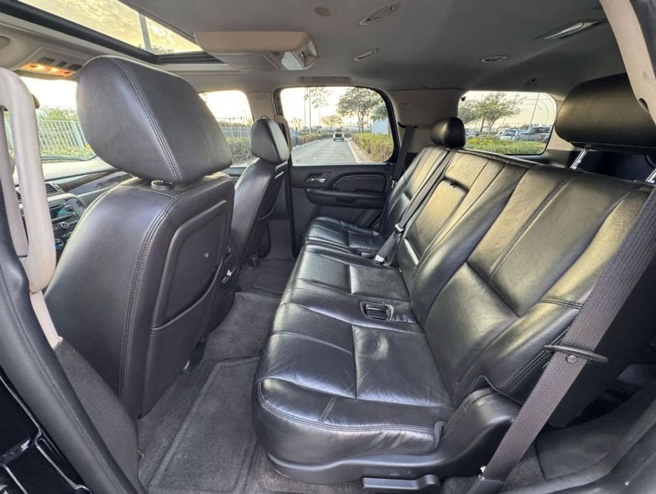 GMC Yukon GCC SPEC NEAT AND CLEAN