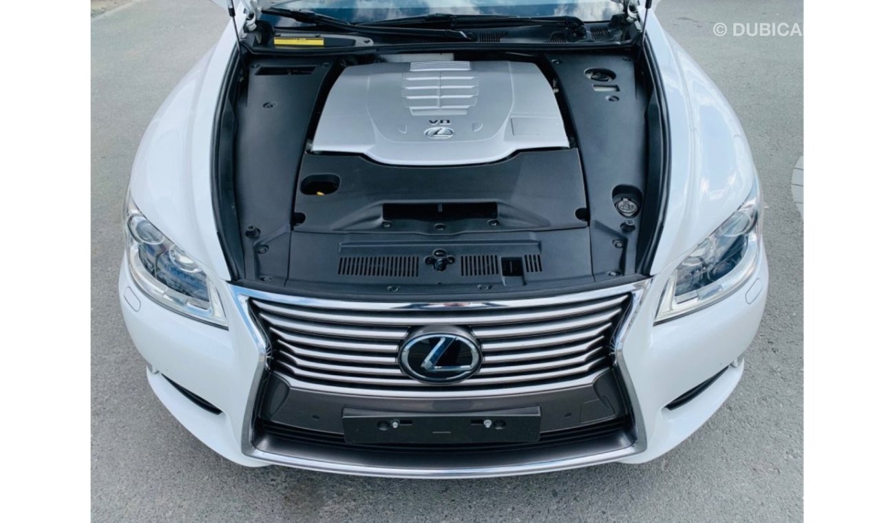 Lexus LS460