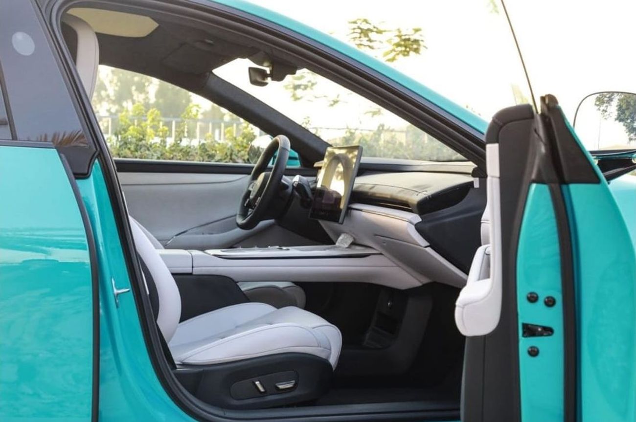 Xiaomi SU7 2024 XIAOMI SU7 PRO - Blue inside Grey