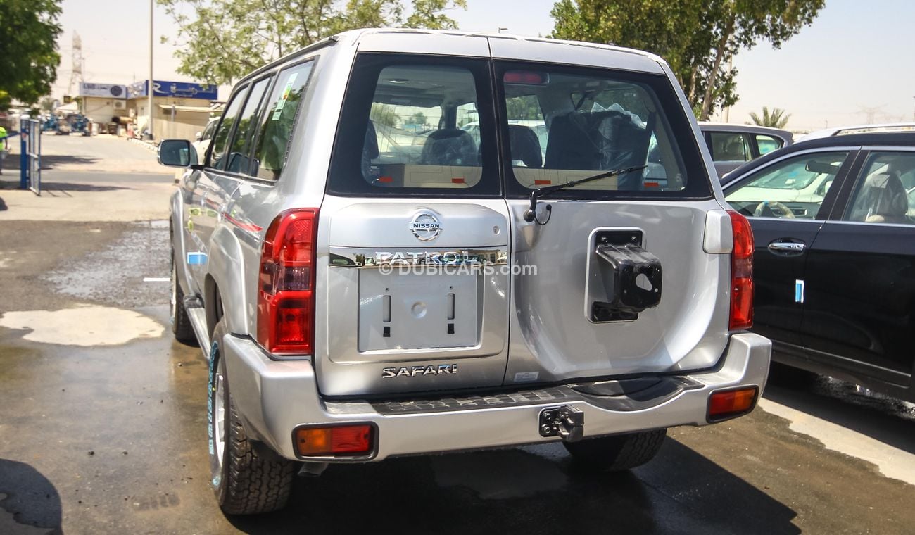نيسان باترول سفاري