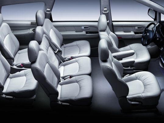 Hyundai Trajet interior - Seats