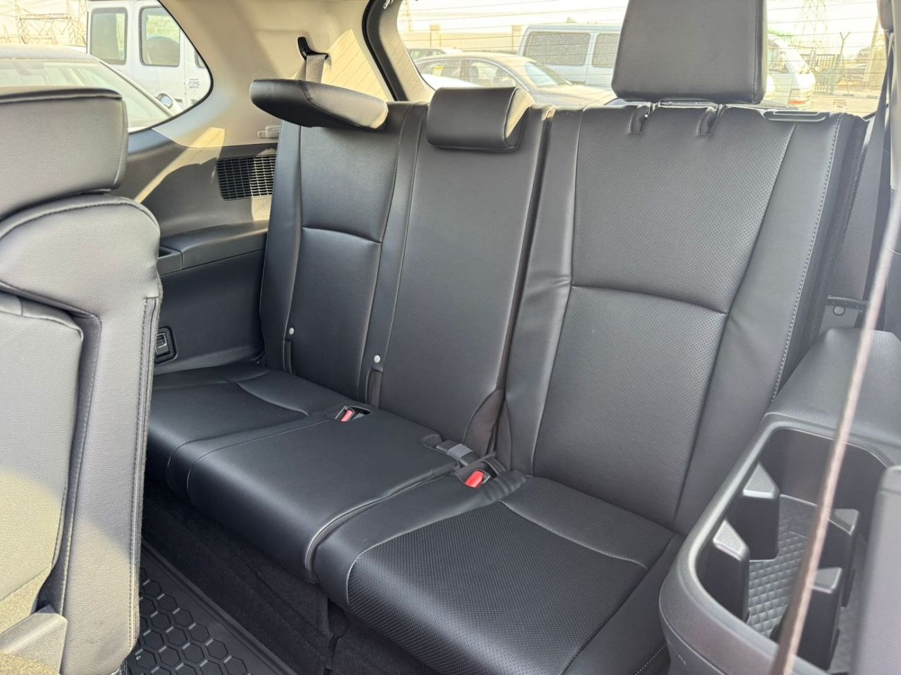 Toyota Grand Highlander 2025 Toyota Grand Highlander 2.5L Hybrid Limited AWD, Storm Grey/Black, Canadian Spec