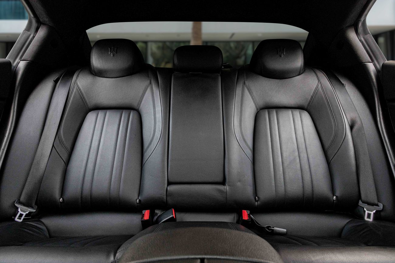 مازيراتي جيبلي Ghibli GT Hybrid | 2,644 P.M | 0% Downpayment | Excellent Condition!