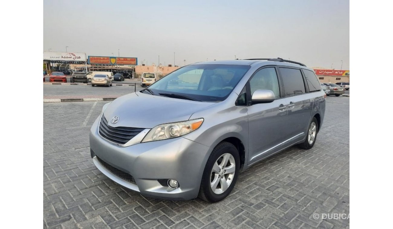 تويوتا سيينا 2013 TOYOTA SIENNA