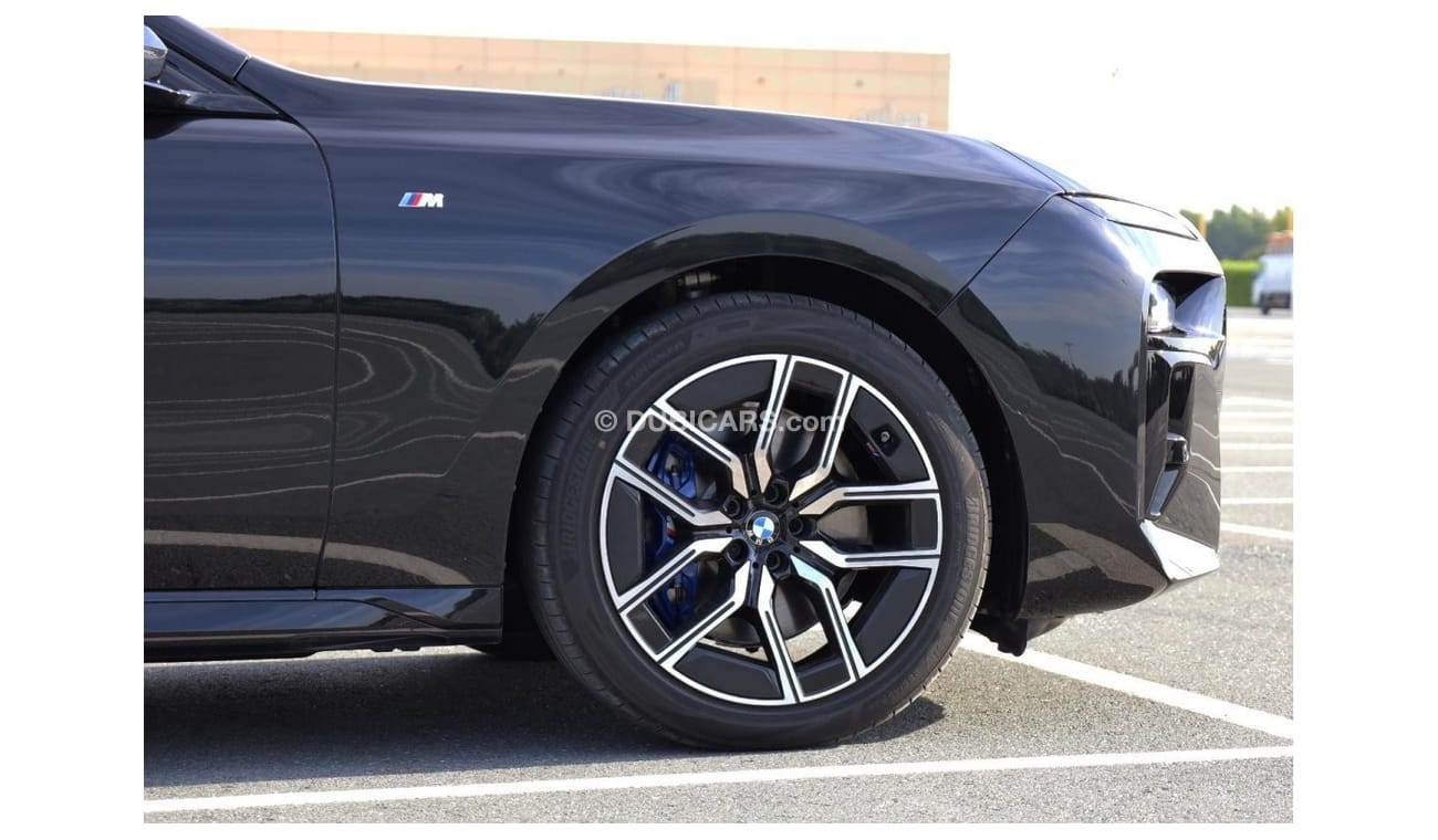BMW 735 i 7-SERIES | M-PACKAGE | 5 Years Warranty and Service up to 100,000KM | GCC
