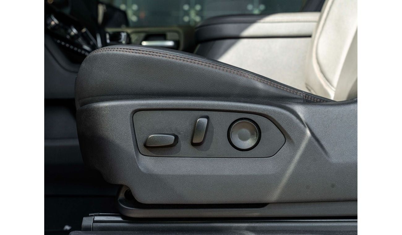 GMC Sierra AED 2,831 PM • SIERRA 1500 AT4 • ONLY 22,000 KM • 5.3L V8 ENGINE • OFFICIAL GMC WARRANTY • FULLY LOA