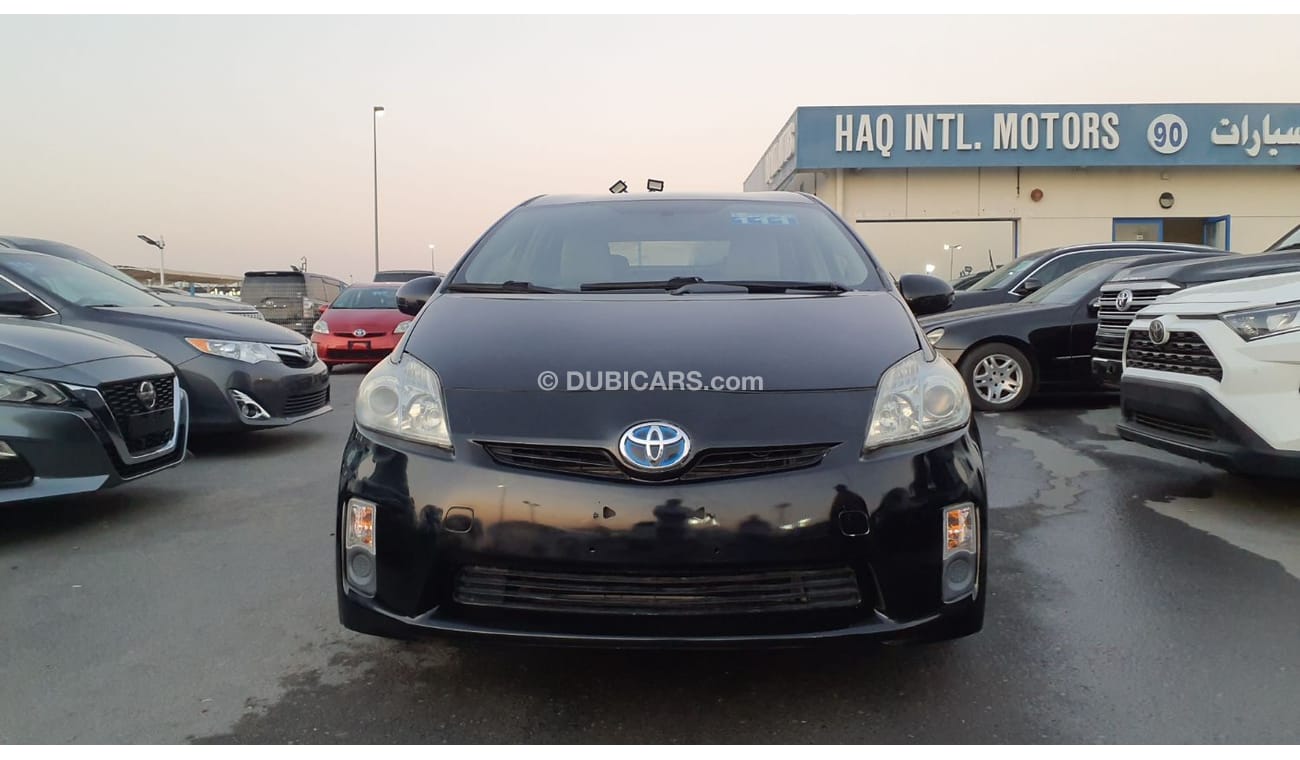 تويوتا برياس TOYOTA PRIUS HYBRID CAR