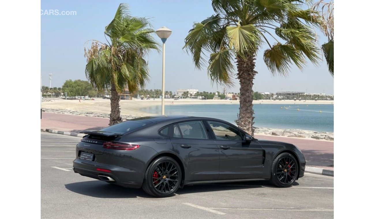 Porsche Panamera 4 GCC accident free under warranty from agency