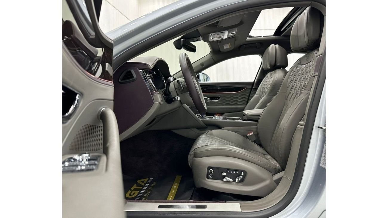 Bentley Flying Spur V8 2021 Bentley Flying Spur, Warranty Valid Till 2026, Full Service History (Al-Habtoor)