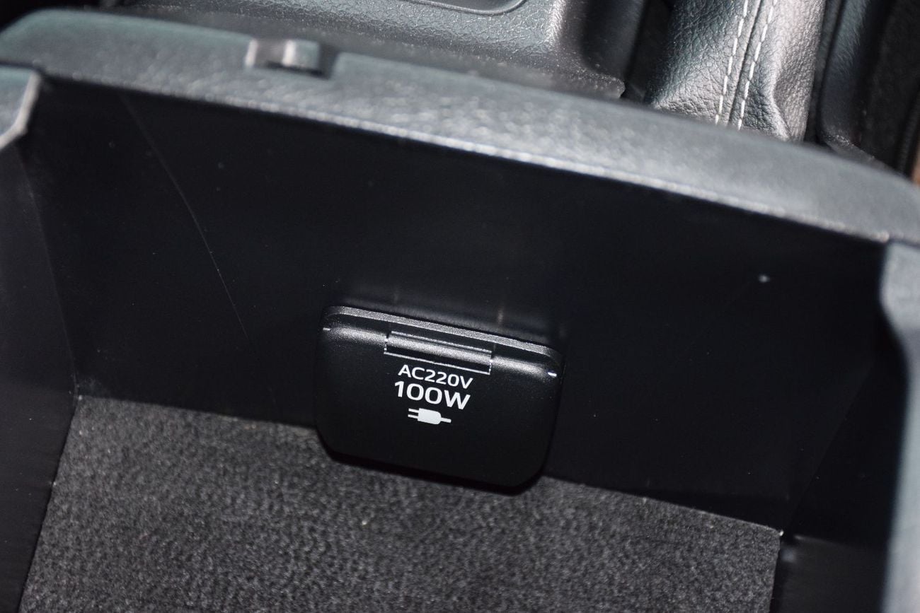 تويوتا هيلوكس DOUBLE CAB | DIESEL 2.8L | 4x4