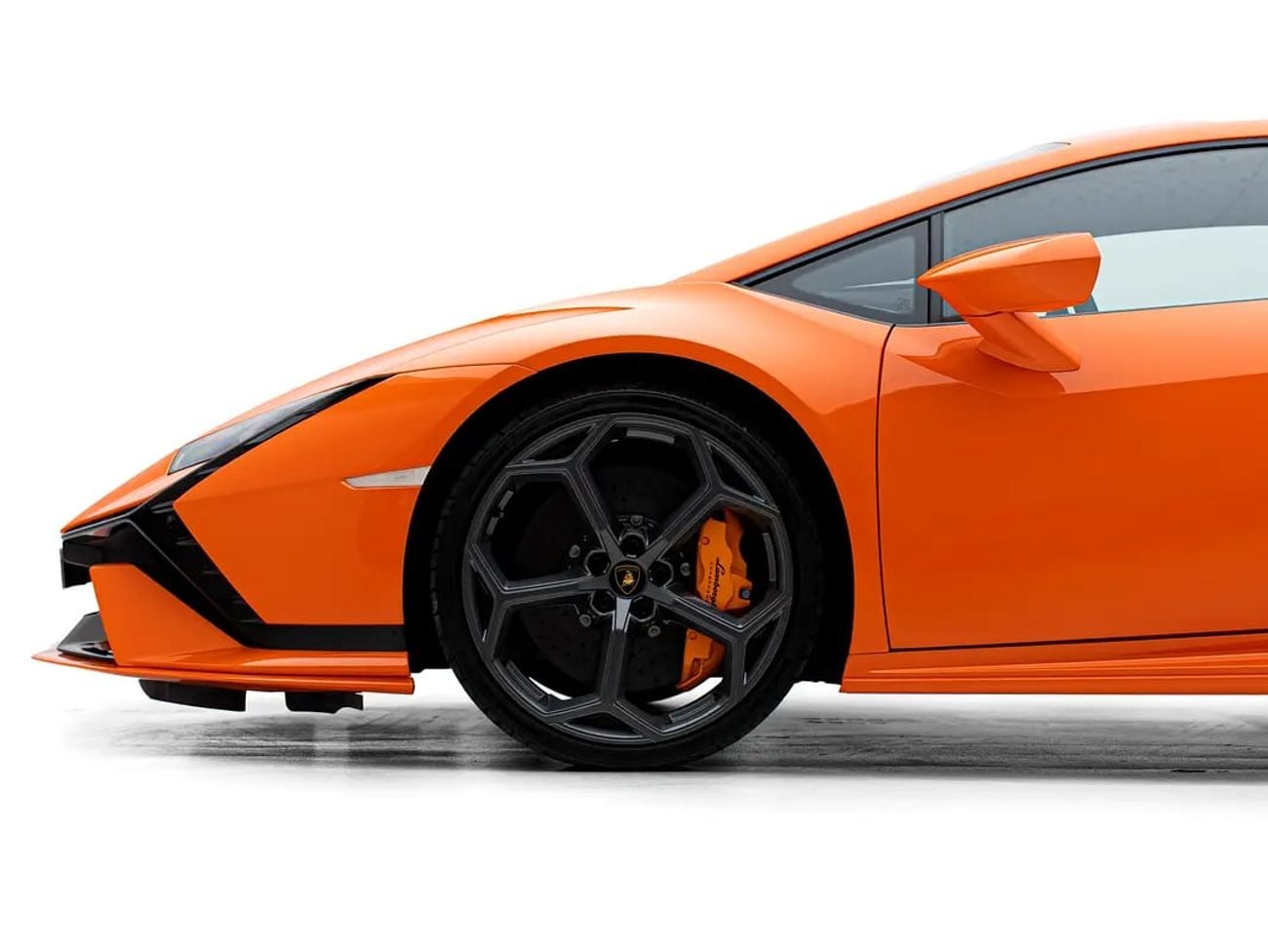 Lamborghini Huracan Tecnica | GCC Specs | Dealer Warranty Service Contract