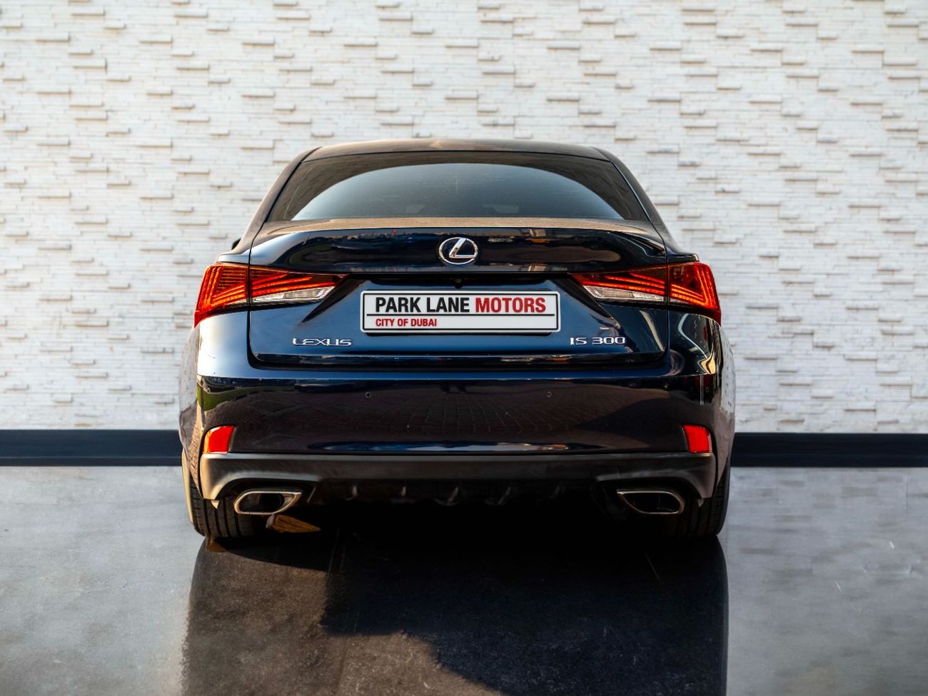 لكزس IS 300 F Sport 2.0L