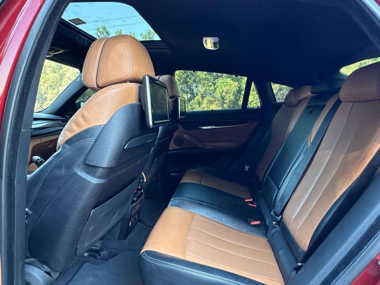 بي أم دبليو X6 50i Luxury 4.4L BMW X6 X DRIVE50i 2015 GCC FULL OPITION // PERFECT CONDITION