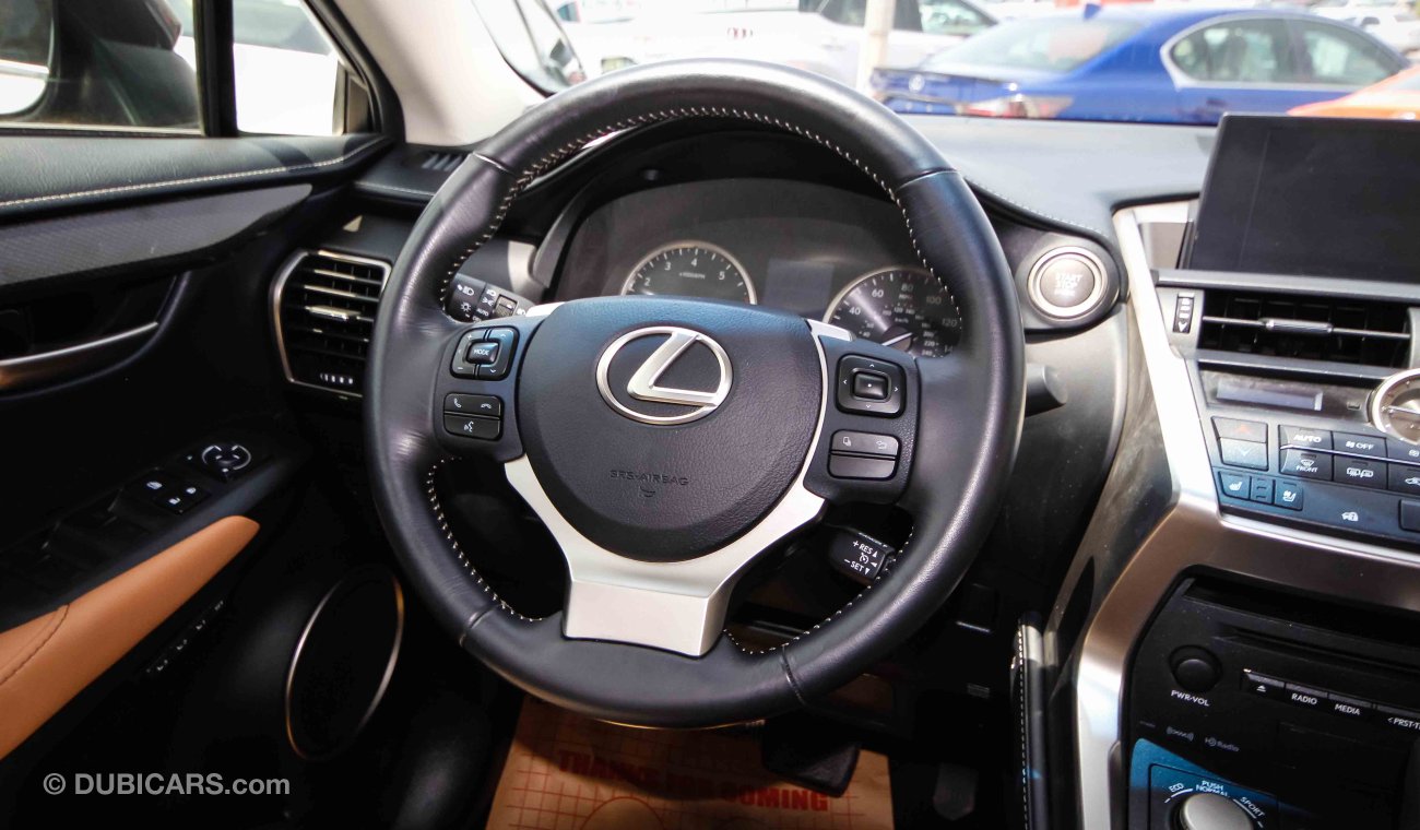 Lexus NX200t t