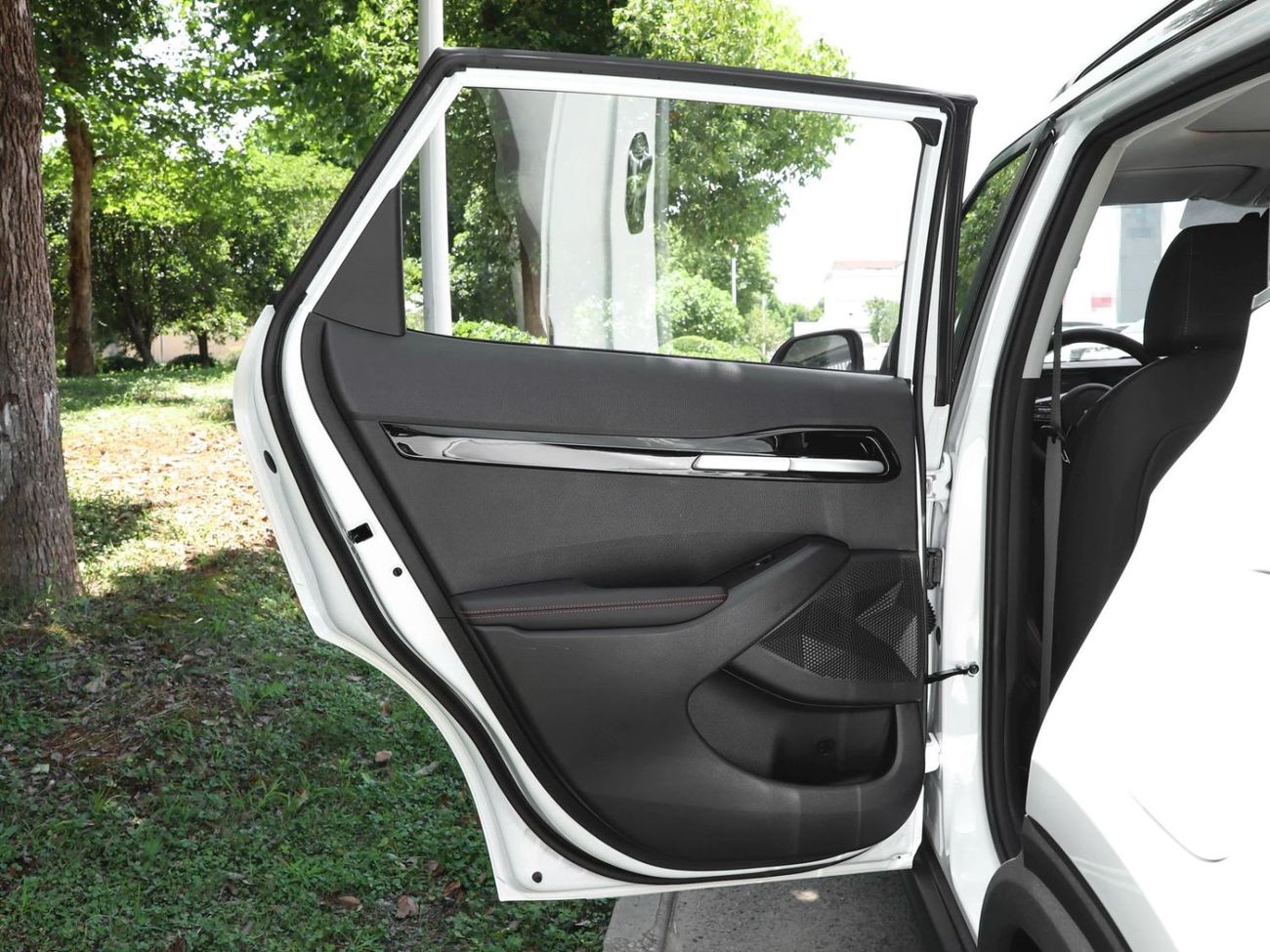 كيا سيلتوس Std 1.6L (123 HP)