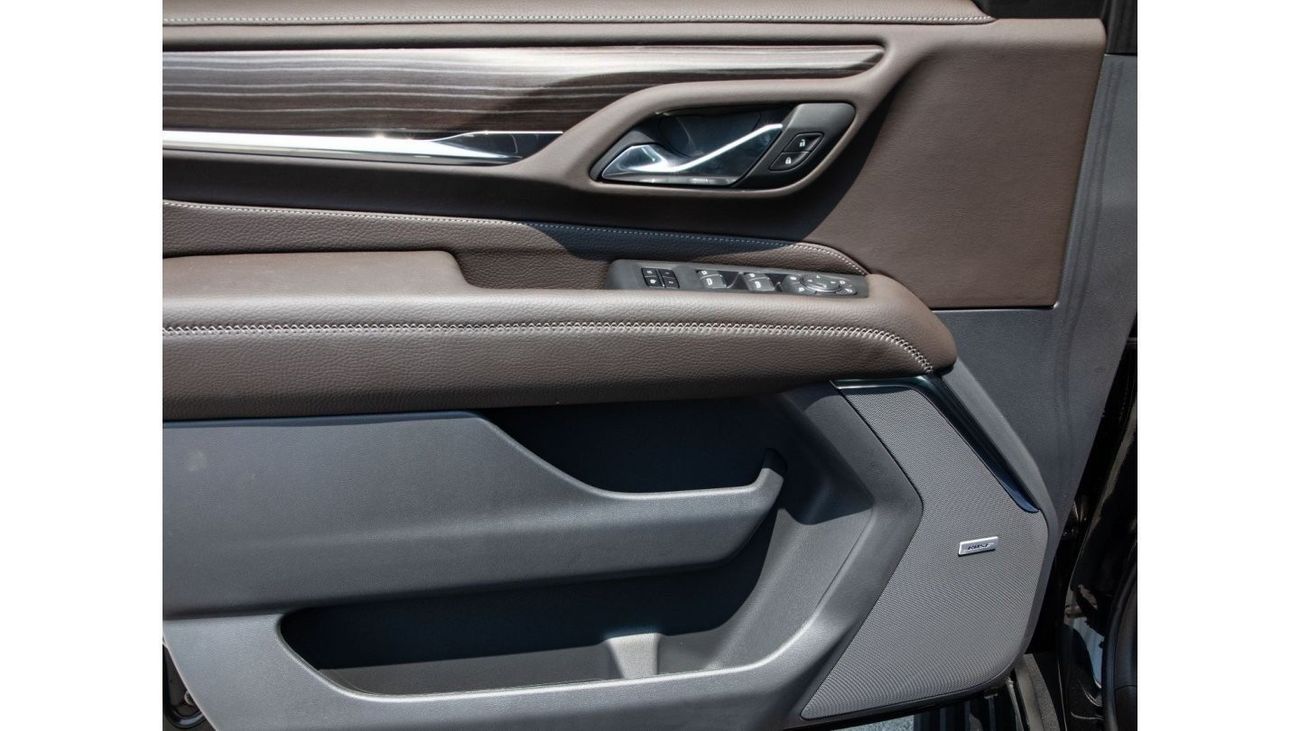 GMC Yukon Denali XL 4WD 8 SEATS. 5years Warranty & Services. For Local Registration +5%