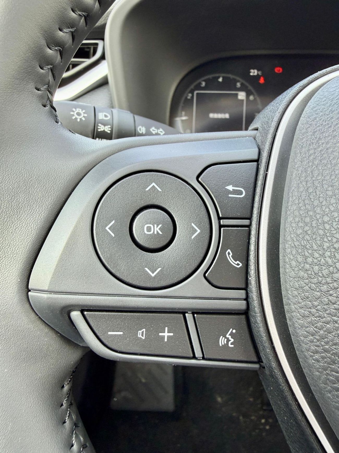 تويوتا راف ٤ Toyota RAV4 Toyota RAV4 2.0L Petrol FULL OPTION