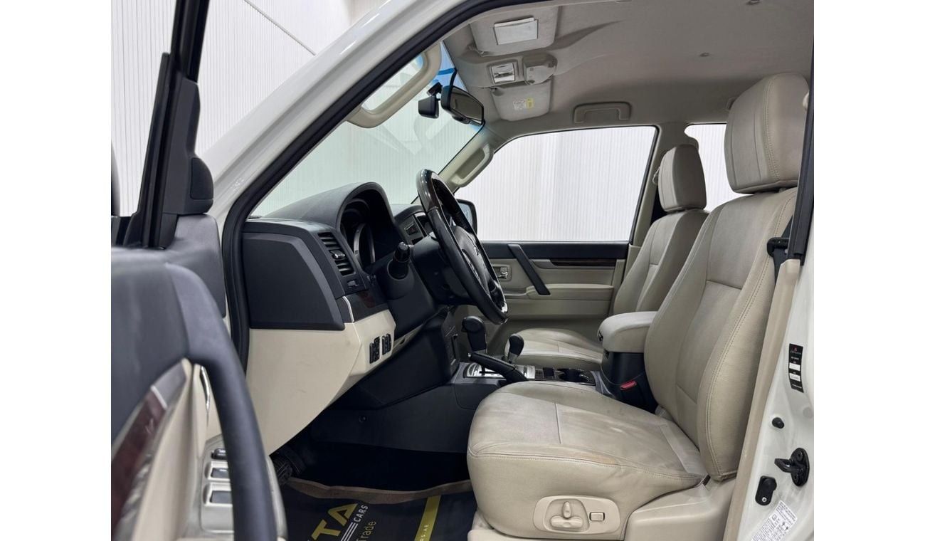 Mitsubishi Pajero GLS Mid 3.8L (243 HP) 2020 Mitsubishi Pajero GLS V6, Warranty, Full Mitsubishi Service History, Low