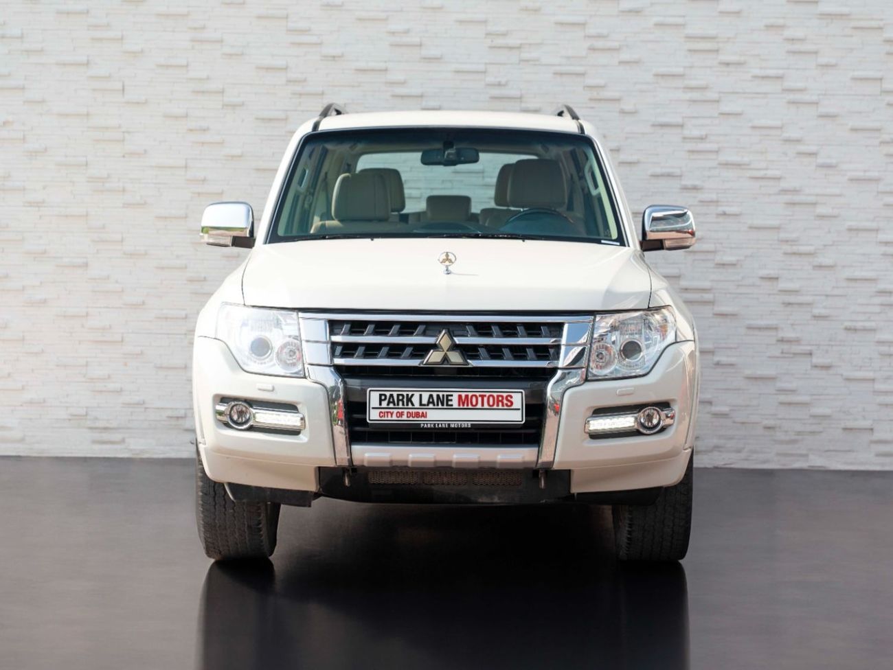 Mitsubishi Pajero GLS Highline 3.8L (243 HP)