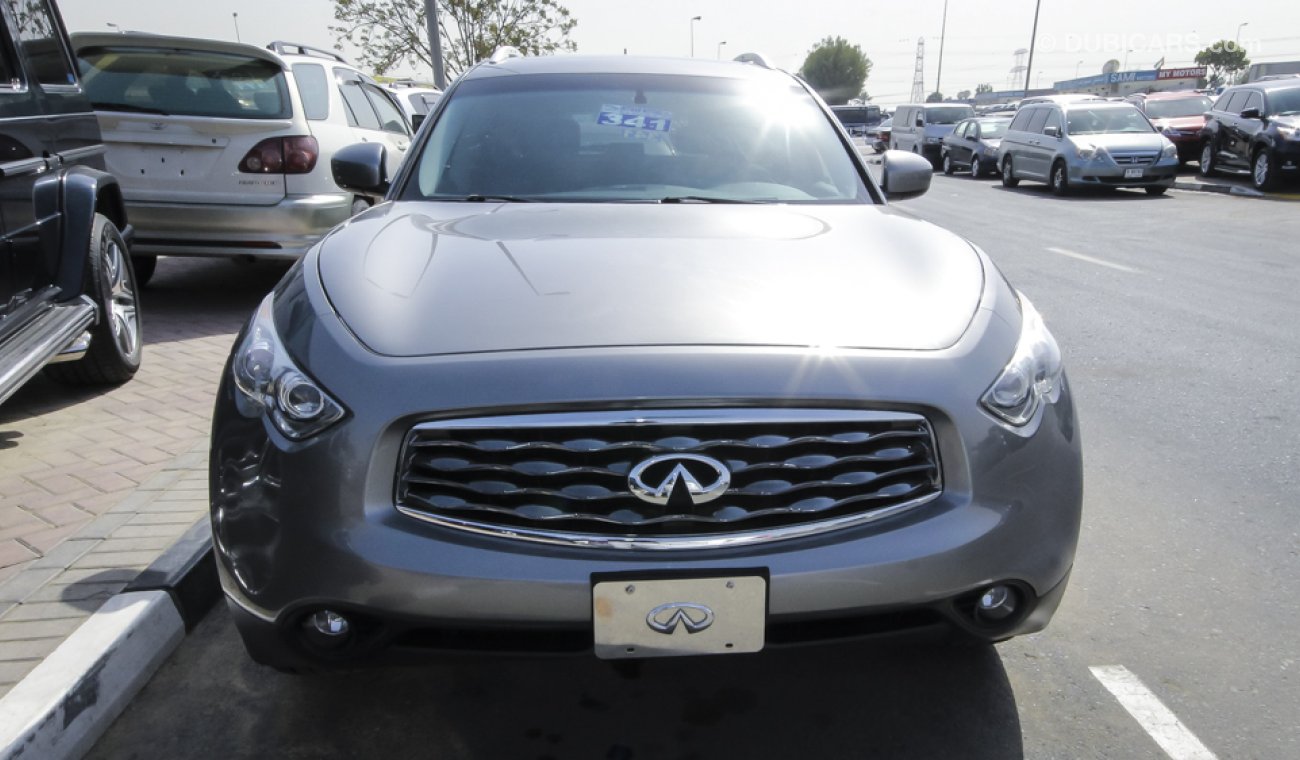 Infiniti FX35